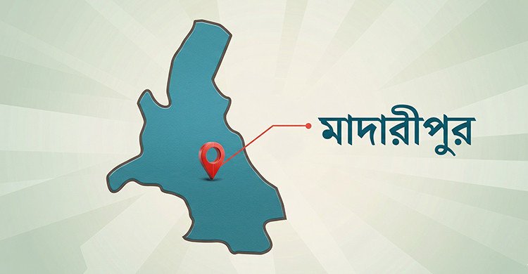 মাদারীপুরে প্রবাসীর স্ত্রীর ঝুলন্ত লাশ উদ্ধার, পরিবারের দাবি ‘হত্যা’