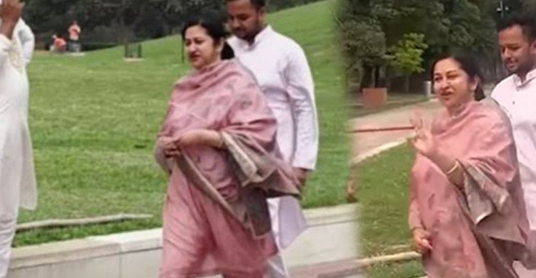 শ্বশুর-শাশুড়ির কবর জিয়ারত করলেন শর্মিলা রহমান