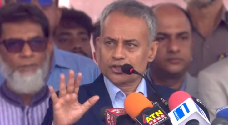 গণপরিবহনে পর্যাপ্ত জ্বালানি, বাড়তি ভাড়া নেওয়ার সুযোগ নেই: সড়কমন্ত্রী