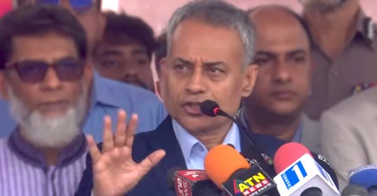 গণপরিবহনে পর্যাপ্ত জ্বালানি, বাড়তি ভাড়া নেওয়ার সুযোগ নেই: সড়কমন্ত্রী