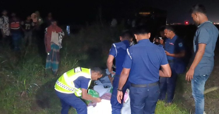 টাঙ্গাইলে ট্রেনে কাটা পড়ে নারী-শিশুসহ ৫ জন নিহত