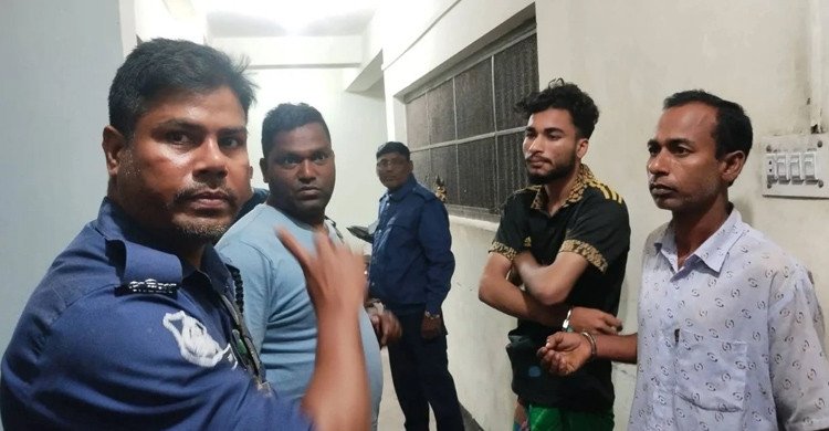 আসামি ছিনিয়ে নিতে পুলিশের ওপর হামলা, ৭ পুলিশ আহত
