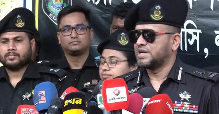 ঈদযাত্রায় ৩ স্তরের নিরাপত্তায় র‍্যাবের ৩২ টিম মাঠে