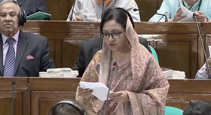 ‘মাননীয় স্পিকার’ পরিবর্তে ‘মাই লর্ড’ বললেন প্রতিমন্ত্রী শারমিন পুতুল
