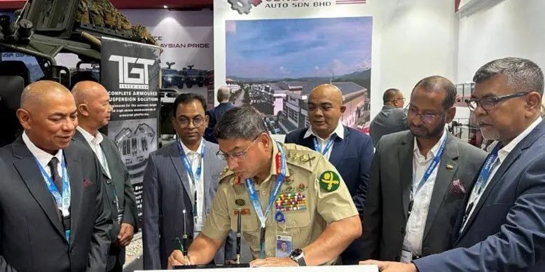 ৪ দিনের সফরে মালয়েশিয়ায় সেনাপ্রধান জেনারেল ওয়াকার-উজ-জামান