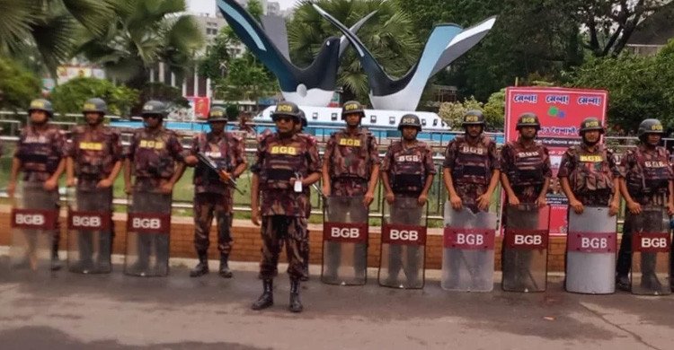 পহেলা বৈশাখে রাজধানীতে কড়া নিরাপত্তা, ২০ প্লাটুন বিজিবি মোতায়েন