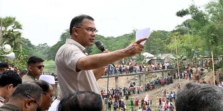 ৪০ কোটি হাতকে দেশ গড়ার কাজে নামতে হবে: প্রধানমন্ত্রী 