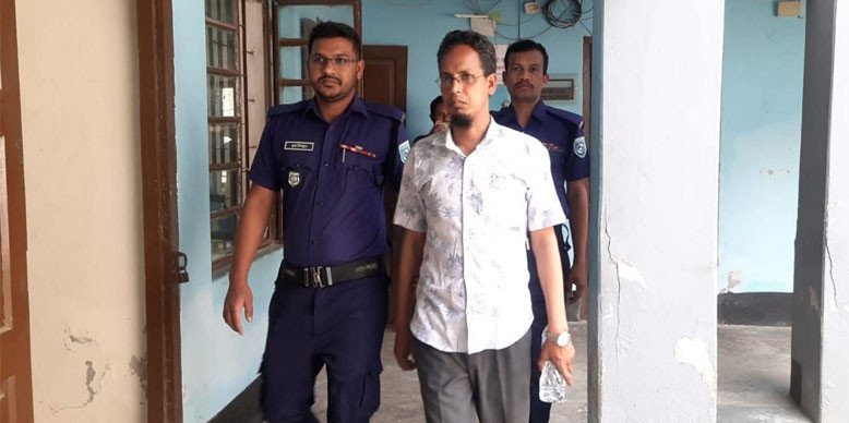 ছুটির দিনে গল্প করতে অফিসে ডেকে ধর্ষণ, প্রাণিসম্পদ কর্মকর্তা গ্রেফতার