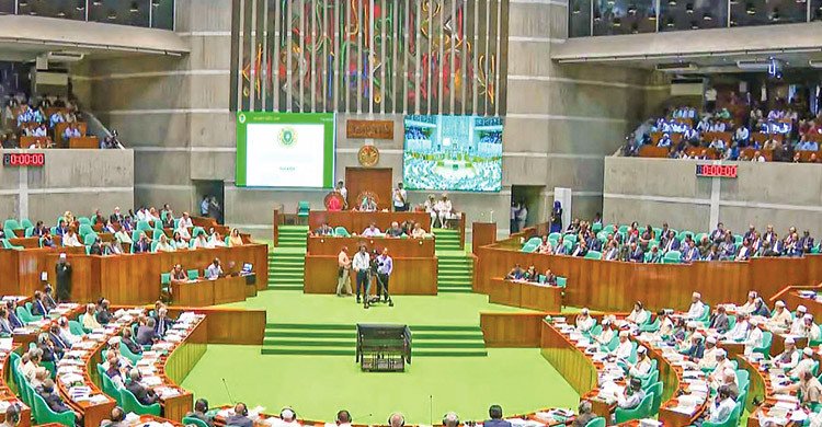 সরকারি চাকরিতে সরাসরি বরখাস্তের বিধান রেখে সংসদে বিল পাস