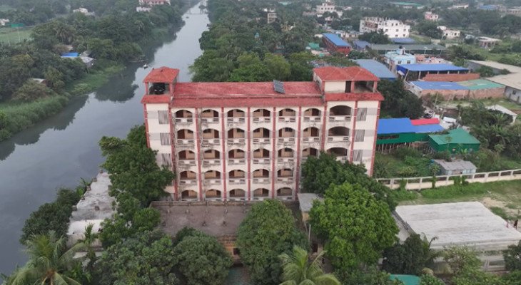 শ্রেণিকক্ষ-শিক্ষার্থীহীন কলেজে ২৪ এমপিওভুক্ত শিক্ষক, অধ্যক্ষের সনদও জাল