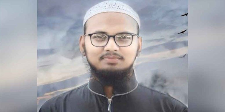 নাটোরে পর্নোগ্রাফি মামলায় গ্রেপ্তার মাওলানা মিরাজ আহমেদ 