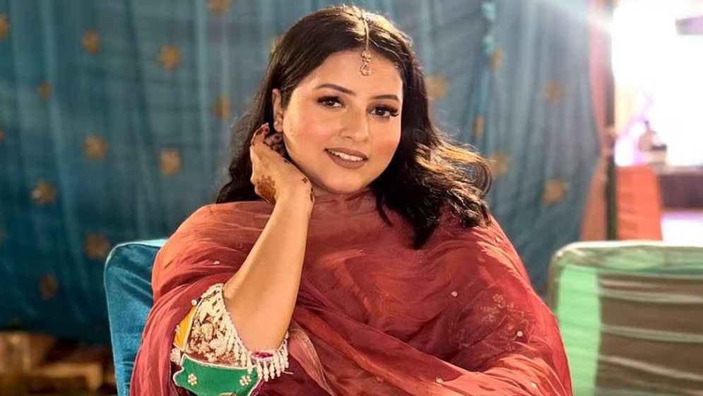 বিয়ের প্রস্তাব প্রত্যাখ্যান, কানাডা থেকে ভারতে এসে গায়িকাকে হত্যা