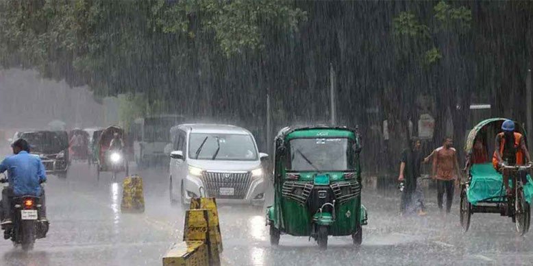 ঢাকাসহ ১৭ জেলায় দুপুরের মধ্যে ঝড়বৃষ্টির আশঙ্কা 