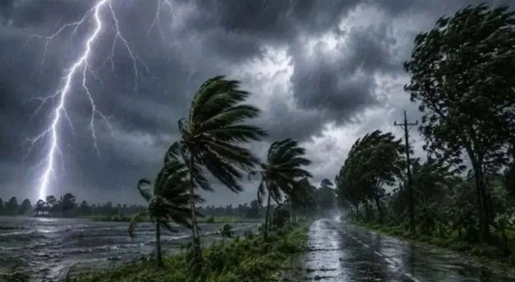 দেশের ১৩ অঞ্চলে বজ্রবৃষ্টির শঙ্কা, নদীবন্দরে ১ নম্বর সতর্কসংকেত   