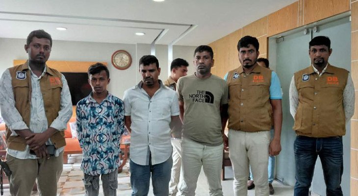 নওগাঁয় ‘শয়তানের নিঃশ্বাস’ আতঙ্ক, ডিবির জালে চক্রের ৩ সদস্য গ্রেপ্তার  