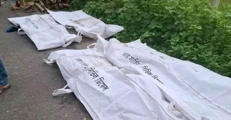 টাঙ্গাইলে ট্রাক-পিকআপের সংঘর্ষে নিহত ৪ 