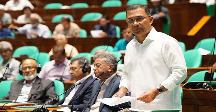 প্রশাসনিক কার্যক্রমে দক্ষতা, স্বচ্ছতা ও জবাবদিহি নিশ্চিত করতে হবে: প্রধানমন্ত্রী 