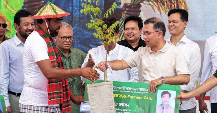প্রধানমন্ত্রীর হাত থেকে কৃষক কার্ড নেয়া সেই কৃষক কবির আর বেঁচে নেই  