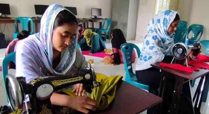 ২০২৫-২৬ অর্থবছরে সেলাই মেশিন কেনায় বাজেট বরাদ্দ ৩৭ কোটি টাকা   