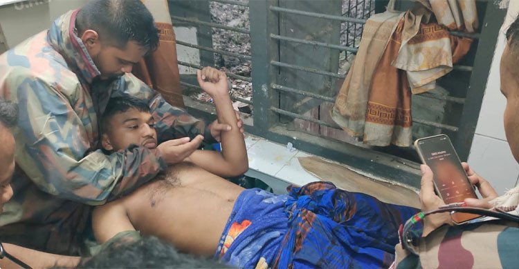 যশোর সীমান্তে দায়িত্বরত অবস্থায় বজ্রপাতে দুই বিজিবি সদস্য আহত   