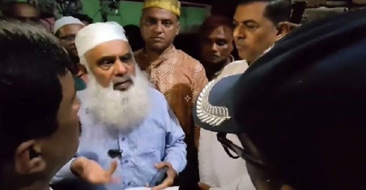 স্কুলছাত্র গুলি খাবে তারপরেও আপনি ওসি থাকবেন, এটা ঠিক না: মনিরুল হক 