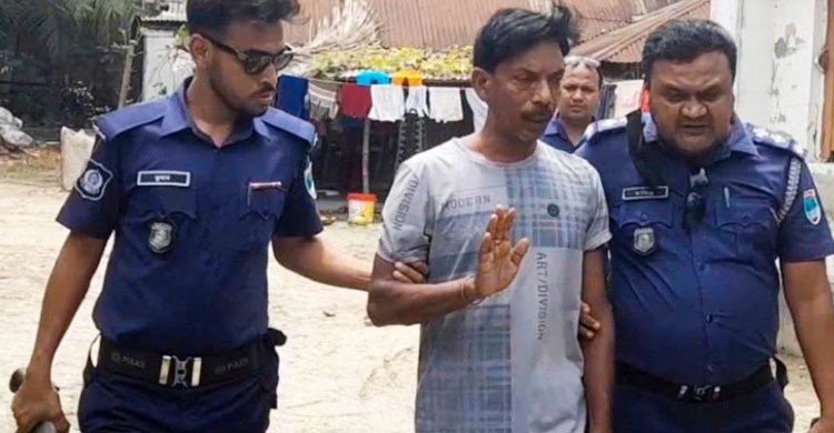 ঝিনাইদহে ইসলাম ধর্ম নিয়ে কটূক্তির অভিযোগে প্রশান্ত কুমার আটক 