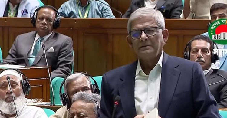 একাত্তরে নেতিবাচক ভূমিকার জন্য একবারও ক্ষমা চাইলেন না: জামায়াতকে মির্জা ফখরুল 