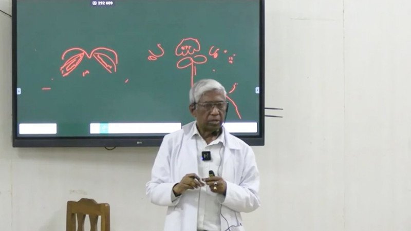 ভারতের মেডিকেল কলেজে ক্লাস নিচ্ছেন আ.লীগের পলাতক সাবেক এমপি