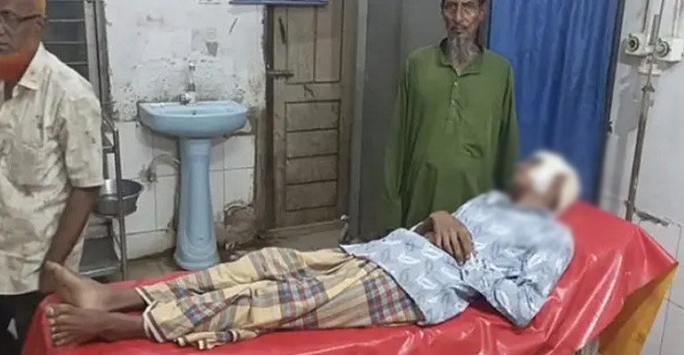 লক্ষ্মীপুরে পিটিয়ে আর্জেন্টিনা সমর্থকের মাথা ফাটালো ব্রাজিল সমর্থক!
