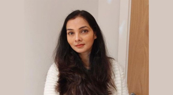 ‘পাকিস্তানি’ পরিচয় শুনেই ক্ষুধার্ত সহযাত্রীকে খাবার দিলেন না ভারতীয় লেখিকা