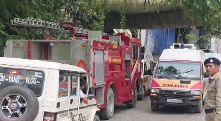 সিকিমে নির্মাণাধীন টানেলে ভূমিধসে নিহত ৮  