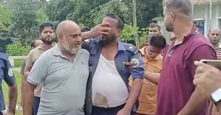 বরিশালে আসামির মৃত্যুর গুজব ছড়িয়ে থানায় হামলা ও লুটপাট, গ্রেপ্তার ১৮ 