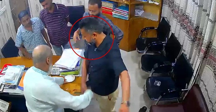 বরিশালে স্পর্শকাতর স্থানে চেপে ধরে স্বাক্ষর নেওয়া সেই লিটুসহ গ্রেপ্তার ২
