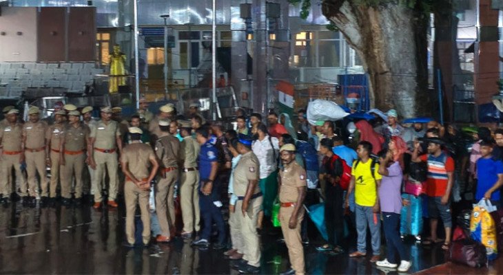 ভারতে বিভিন্ন মেয়াদে কারাভোগ শেষে দেশে ফিরলেন ৫০ বাংলাদেশি নারী-পুরুষ 
