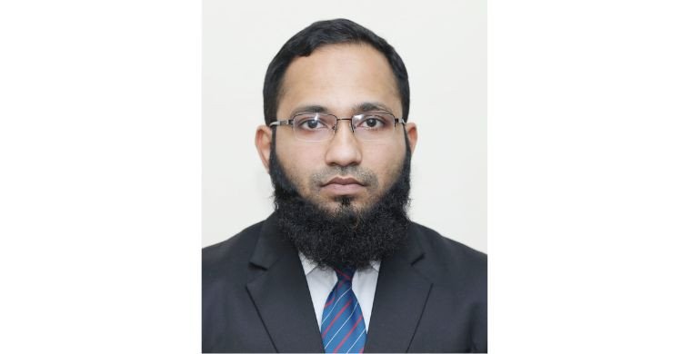 বদলির আদেশের পরও কর্মস্থল ছাড়েননি মিরপুরের সেই আলোচিত ইউএনও