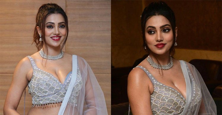 ঘুমের মধ্যেই না ফেরার দেশে পাড়ি জমালেন অভিনেত্রী অনন্যা রাজ