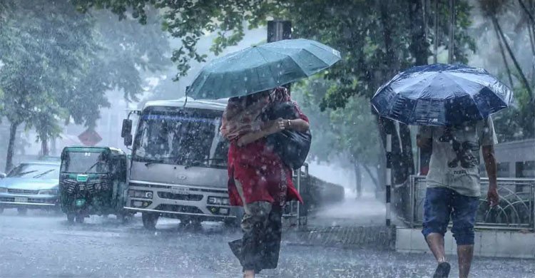 দেশজুড়ে বৃষ্টির প্রবণতা, কোথাও কোথাও ভারী বর্ষণের আভাস