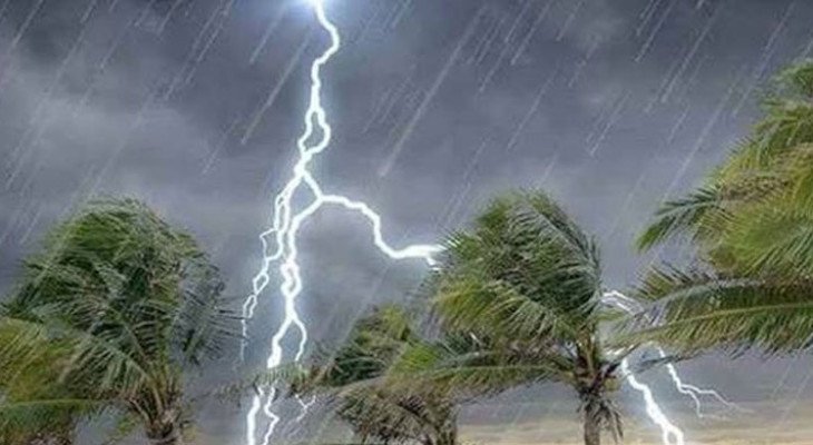 দুপুরের মধ্যে দেশের ৭ জেলায় ৬০ কি.মি. বেগে ঝড়সহ বজ্রবৃষ্টির শঙ্কা