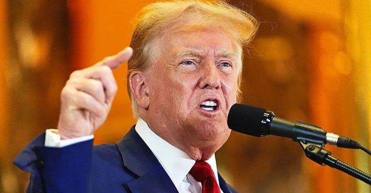 ইরানে সামরিক হামলা আরও জোরালোভাবে অব্যাহত থাকবে: ট্রাম্প