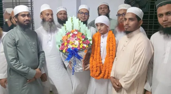 মাত্র ৭৩ দিনেই পুরো কোরআন হিফজ করল ১৩ বছরের মুসাইব