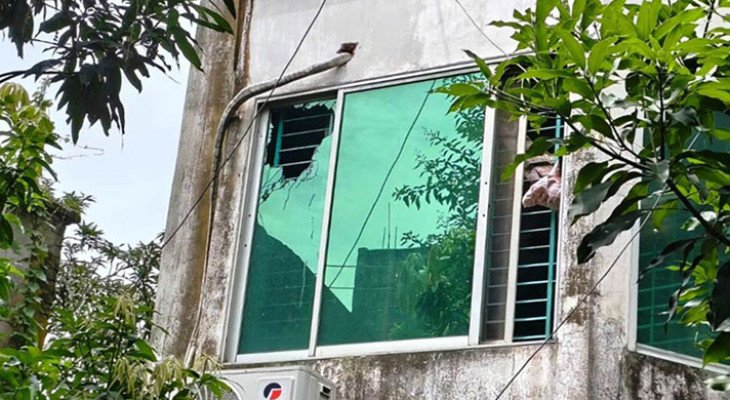 ডেমরায় বিএনপি নেতার বাড়িতে হামলা, কয়েক রাউন্ড গুলিবর্ষণ