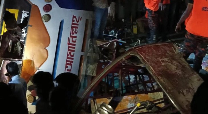 জামালপুরে বাসের ধাক্কায় অটোরিকশার ৪ যাত্রী নিহত