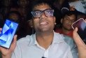 আমার দুই ফোনেই চার্জ আছে, মানে বিদ্যুতের ঘাটতি কম: যুবদল নেতা নয়ন