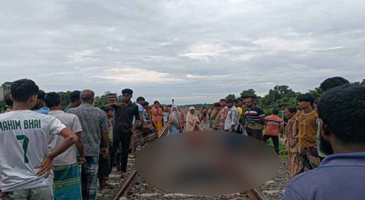 লোডশেডিংয়ে অতিষ্ঠ হয়ে রেললাইনে ঘুম, ট্রেনে কাটা পড়ে দুই যুবকের মৃত্যু