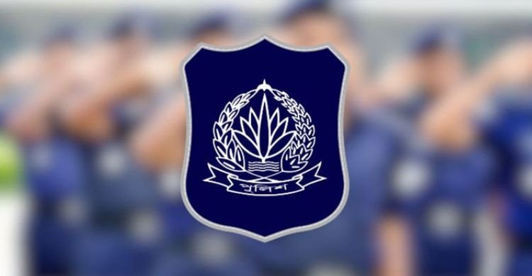 ৭ এএসপি ও ৪৯ ওসিকে বাধ্যতামূলক অবসরে পাঠালো সরকার