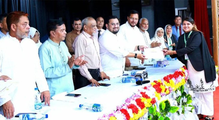 নবীন আইনজীবীদের হাত ধরেই আইনের শাসন প্রতিষ্ঠা হবে: মীর হেলাল