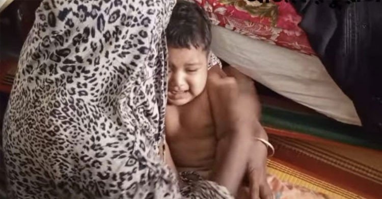 পারিবারিক কলহে ১১ মাসের শিশুর মুখে বিষ ঢেলে হত্যাচেষ্টার অভিযোগ, মা আটক