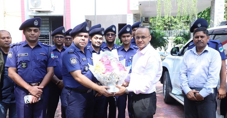 চুয়াডাঙ্গা জেলা পুলিশের ৩২তম পুলিশ সুপার হিসেবে মেহেদী শাহরিয়ারের যোগদান