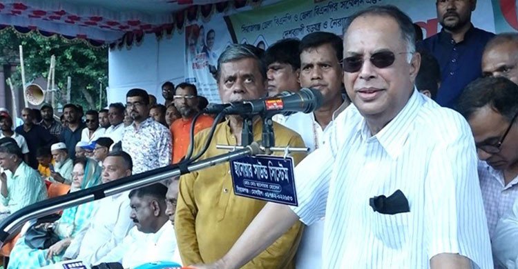 তেল-গ্যাস সংকট নেই, এখন কী নিয়ে আন্দোলন করবেন: টুকু