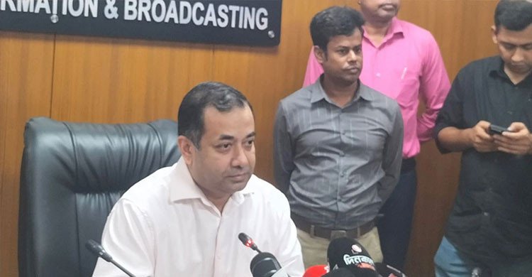 অনিবন্ধিত অনলাইন ও নিউজ পেজের বিষয়ে ব্যবস্থা নিচ্ছে সরকার: তথ্য প্রতিমন্ত্রী